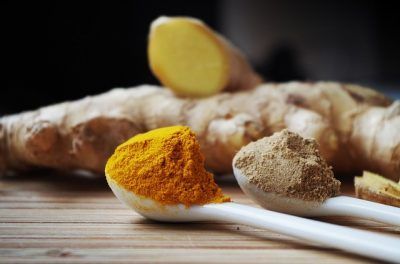 Cúrcuma como Antiinflamatorio Natural: Beneficios y Cómo Usarla