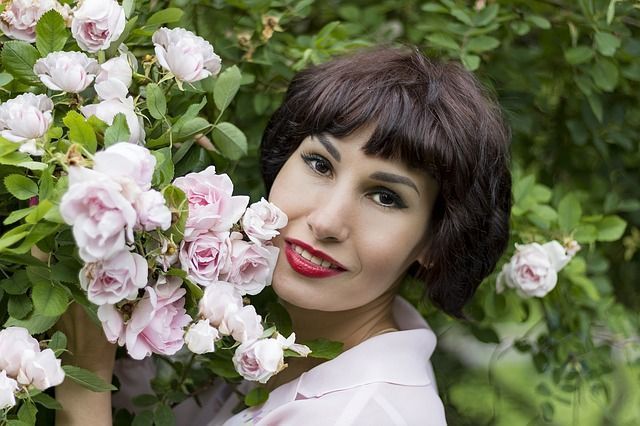 Cúrcuma y aparato reproductor femenino: dolor menstrual, SOP y seguridad